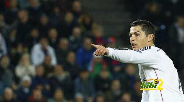 صور : ريال مدريد ينهي الشوط الأول متقدما بهدف كريستيانو