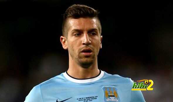 مدافع السيتي مطلوب بقوة في الدوري الايطالي