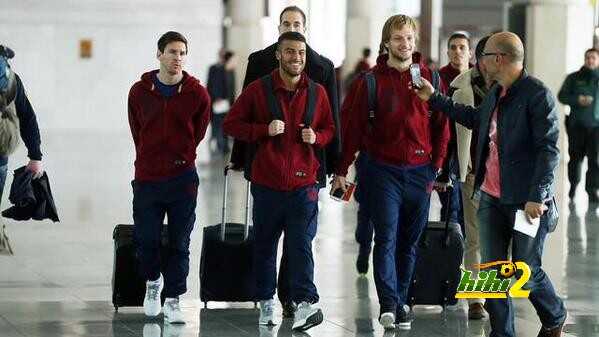 صور : وصول برشلونة إلى مانشستر