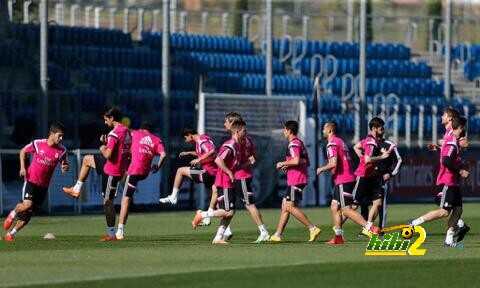 صور : قمصان تدريب ريال مدريد للموسم المقبل