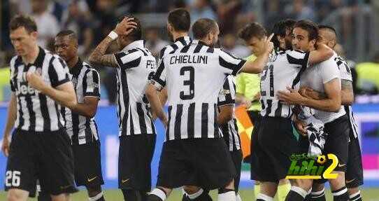 صورة : برشلونة يهنيء اليوفينتوس بتتويجه بالكأس ..!