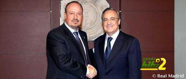 صورة : لحظة توقيع بيينيتز عقده مع ريال مدريد