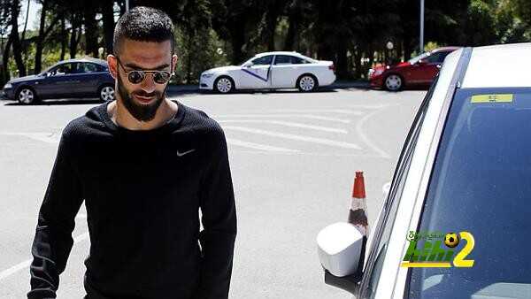 توران ينفي في التويتر احتفاله بالانتقال إلى برشلونة