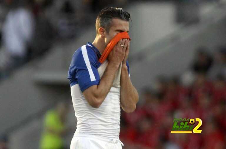 فان بيرسي على اعتاب الانضمام لفنربخشة