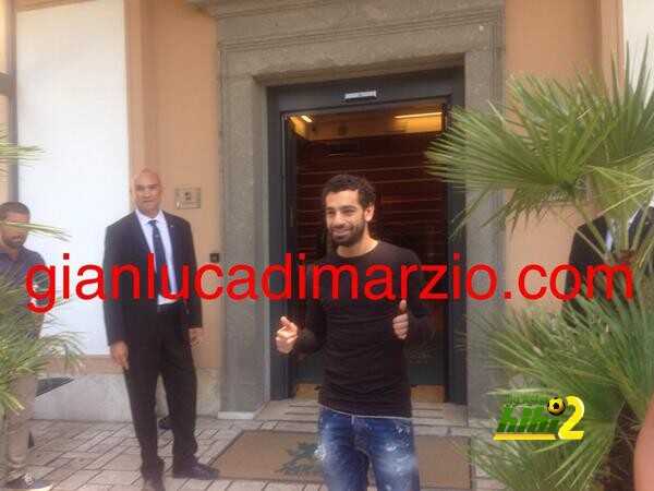 صورة : محمد صلاح يجتاز الفحوصات الطبية بنجاح مع روما