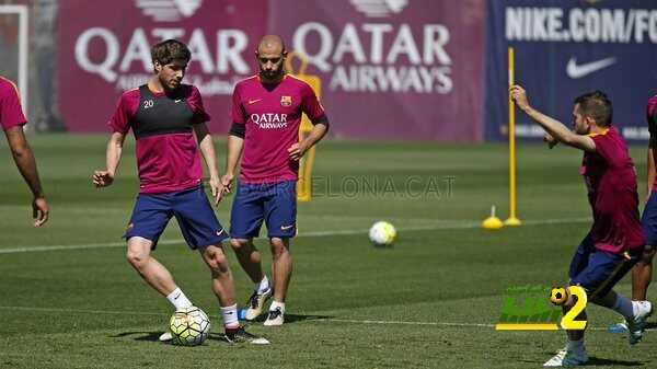 برشلونة يعود للتدريبات استعدادا للديربي