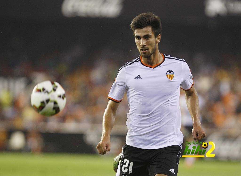 مانشستر يونايتد يهدف لضم لاعب فالنسيا