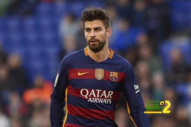 بيكيه يؤكد على بقاؤه في برشلونة لسنوات طويلة