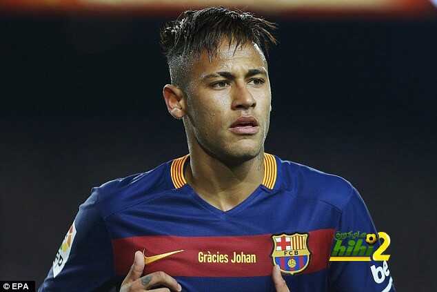 نيمار: أرغب في الفوز بدوري الأبطال مرة أخرى.. ويشيد بميسي