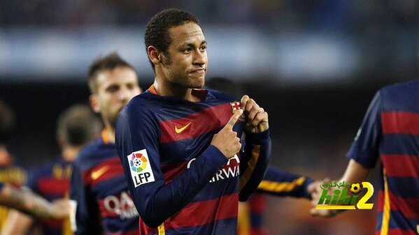 برشلونة يحتفل بيوم ميلاد نيمار