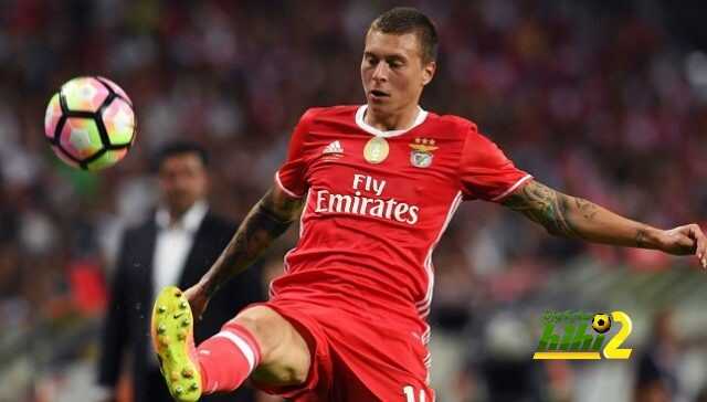 برشلونة يخطط إلى التعاقد مع مدافع البايرن المميز