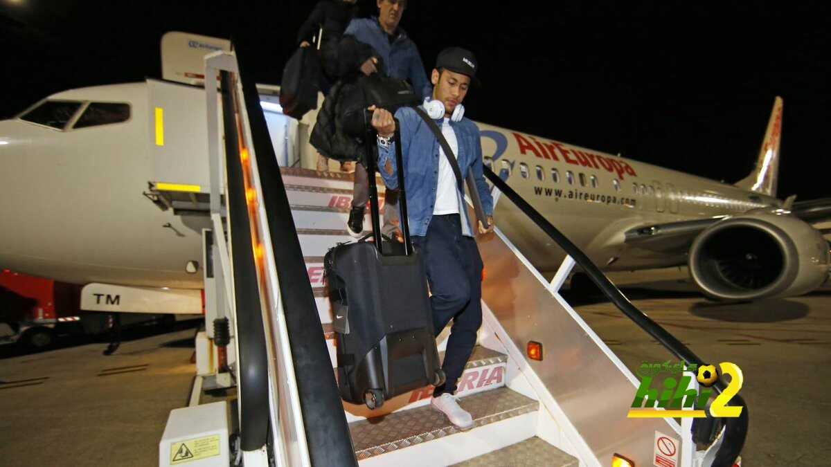 صورة من وصول برشلونة لفيتوريا