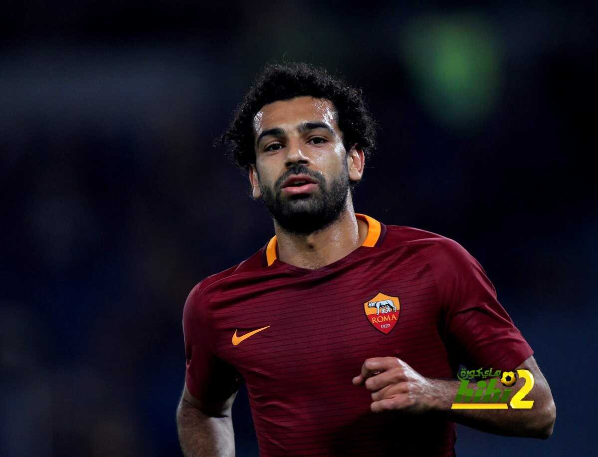 محمد صلاح رفقة روما .. 33 × 51