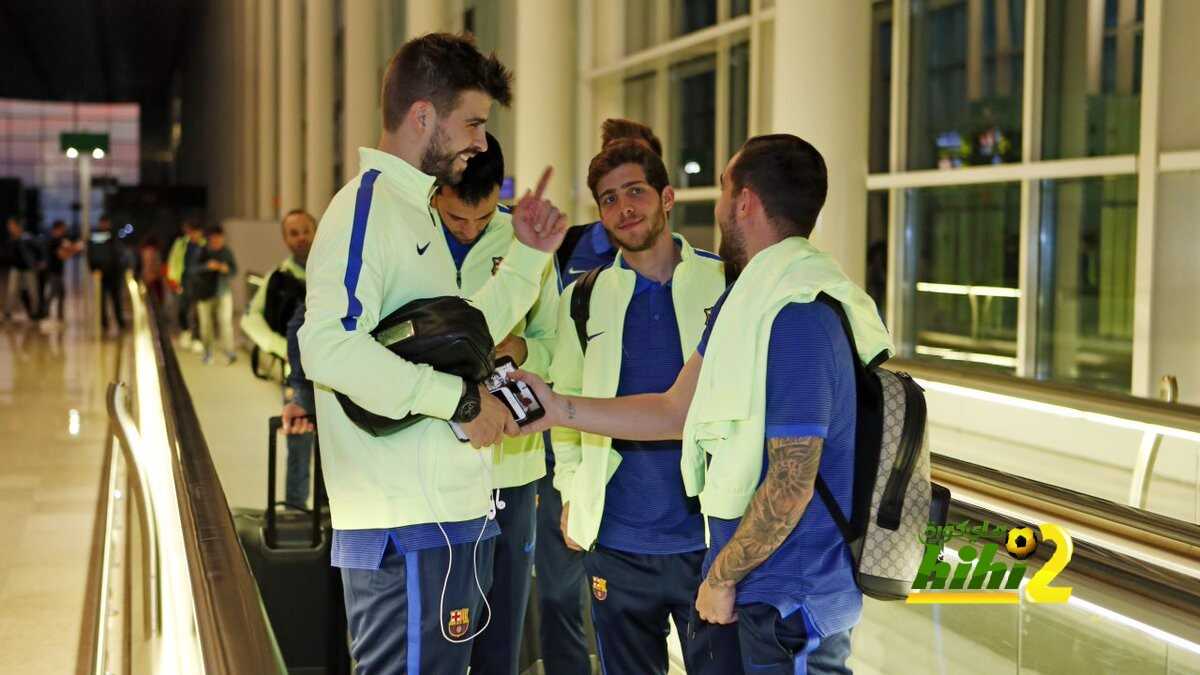 صور : نجوم برشلونة في طريقهم إلى مدريد