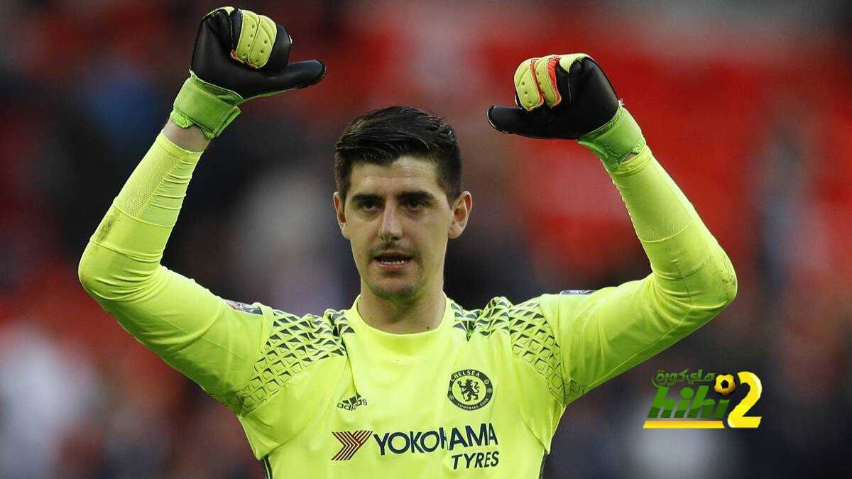 وكيله : كورتوا على رادار ريال مدريد