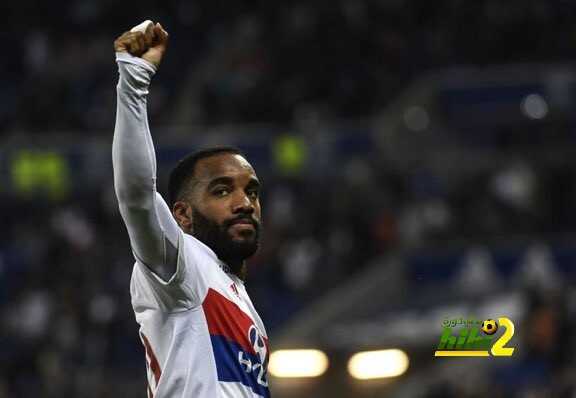 ليون يفتح الباب لرحيل لاكازيت لأتليتكو مدريد