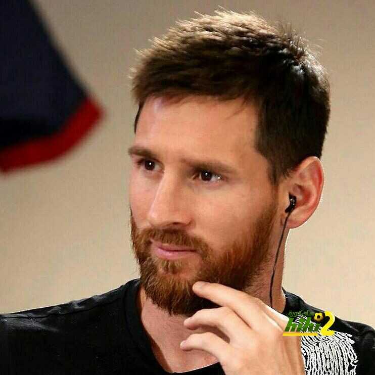 ميسي ” شعرنا بالإحباط بسبب الفشل في تحقيق أهدافنا ، ولن أرحل عن برشلونة “