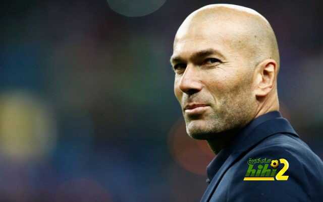 فيديو: زيدان يستعيد الذكريات الرائعة بمران ريال مدريد