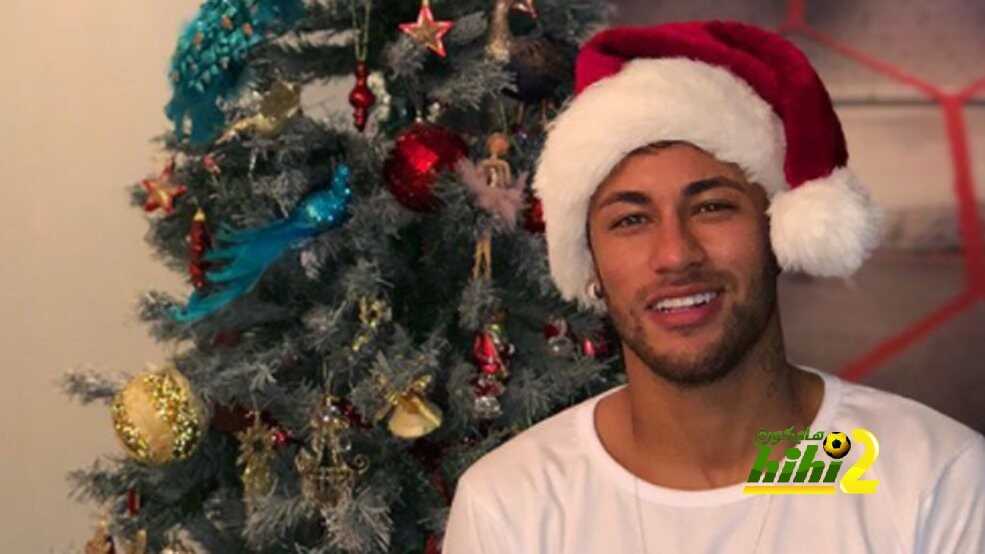 🔴نيمار لاعب باريس سان جيرمان يحتفل بعيد الميلاد