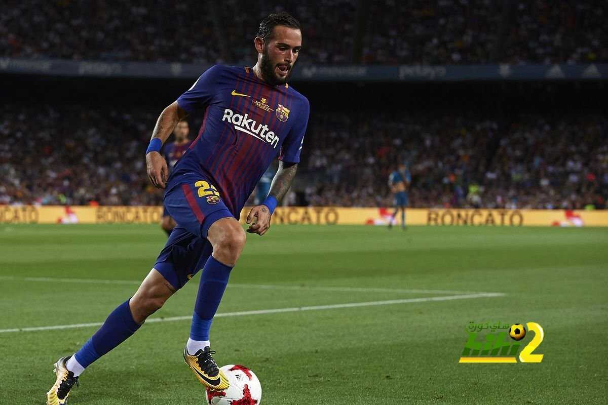 فيدال يلمح لرحيله عن برشلونة