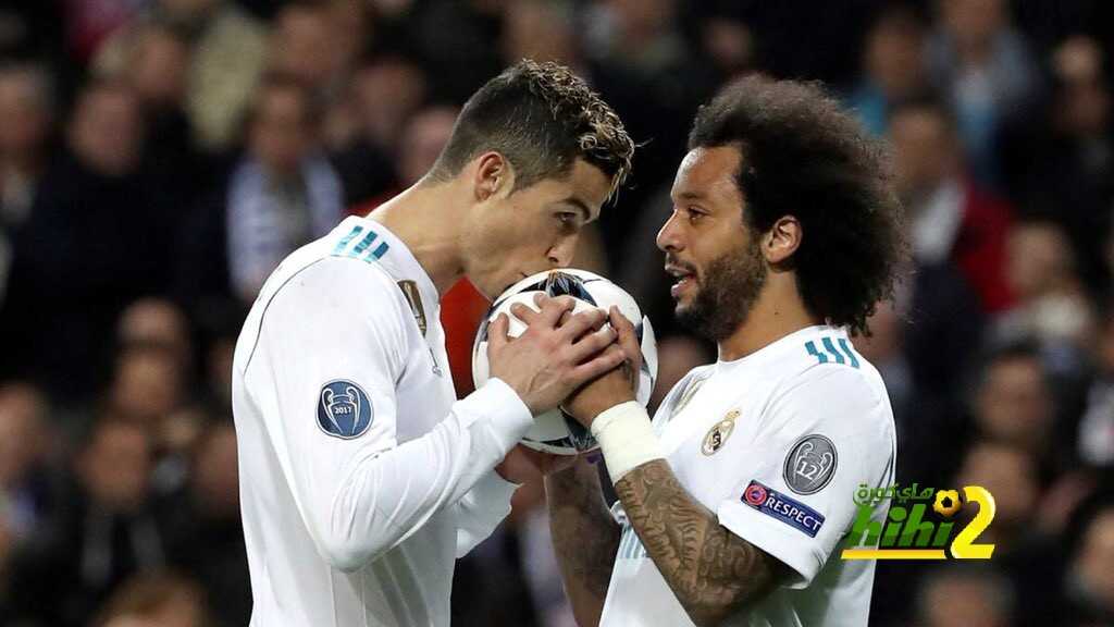 رسميًا : الريال يرتدي قميصه الأبيض أمام ليفربول