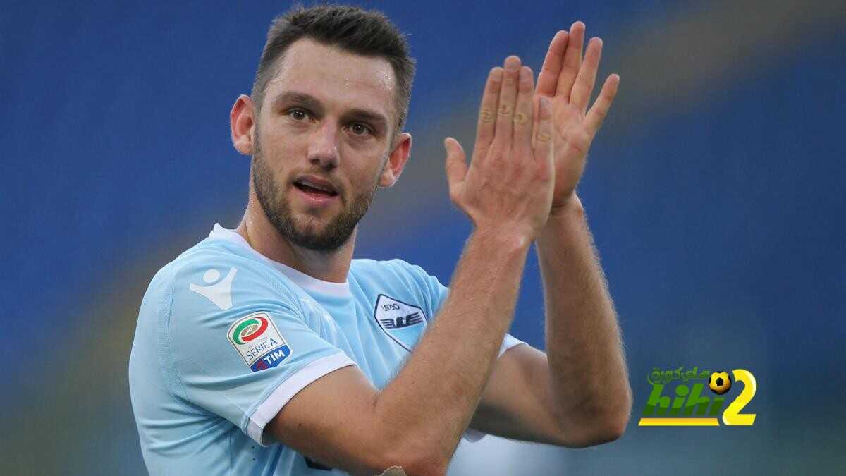 مدافع لاتسيو يعلن إنضمامه لإنتر ميلان