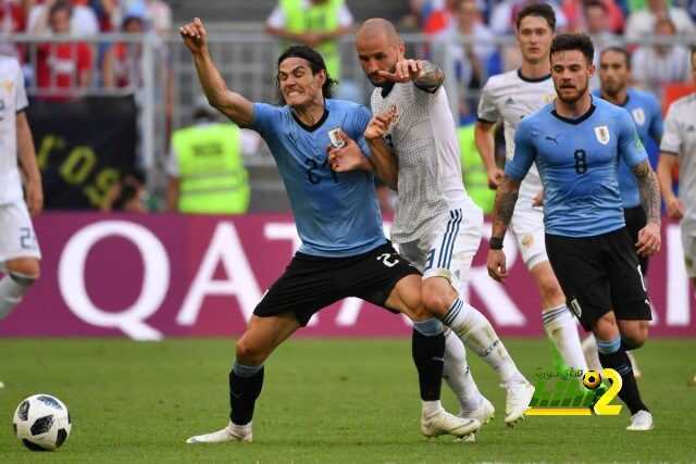 اوروغواي تحطم روسيا في الوقت القاتل