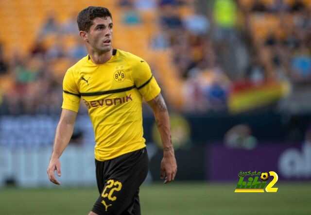 دورتموند يحدد سعر بيع هدف تشيلسي وليفربول