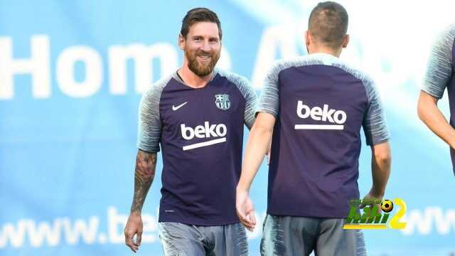 🔴  صور من أول تدريب لميسي هذا الموسم   استعدادا للموسم الجديد