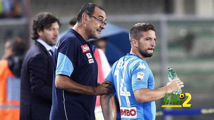 تشيلسي يستهدف التعاقد مع ميرتينز