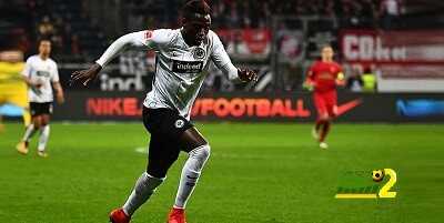 🔴 مدافع فرانكفورت: بايرن يعرف كيفية استغلال هفوات المنافس