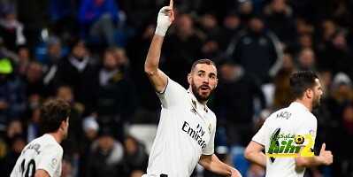 بنزيما يحفز لاعبي ريال مدريد قبل مواجهة برشلونة