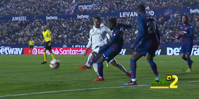 بيل يعيد التقدم لريال مدريد