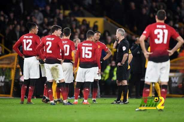 مشاكل منتظرة بسبب الـ VAR في الدوري الإنجليزي .. فهل تتغير القوانين ؟!