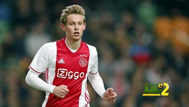 دي يونج : نحترم توتنهام ولم نصل للنهائي بعد