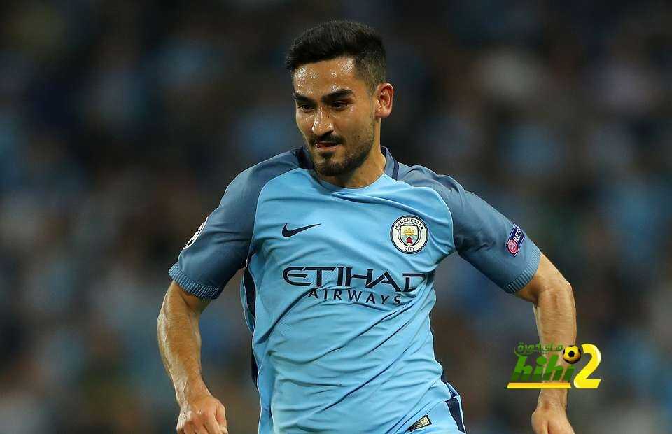 جوندوجان يتطلع للتتويج بلقب الدوري الإنجليزي