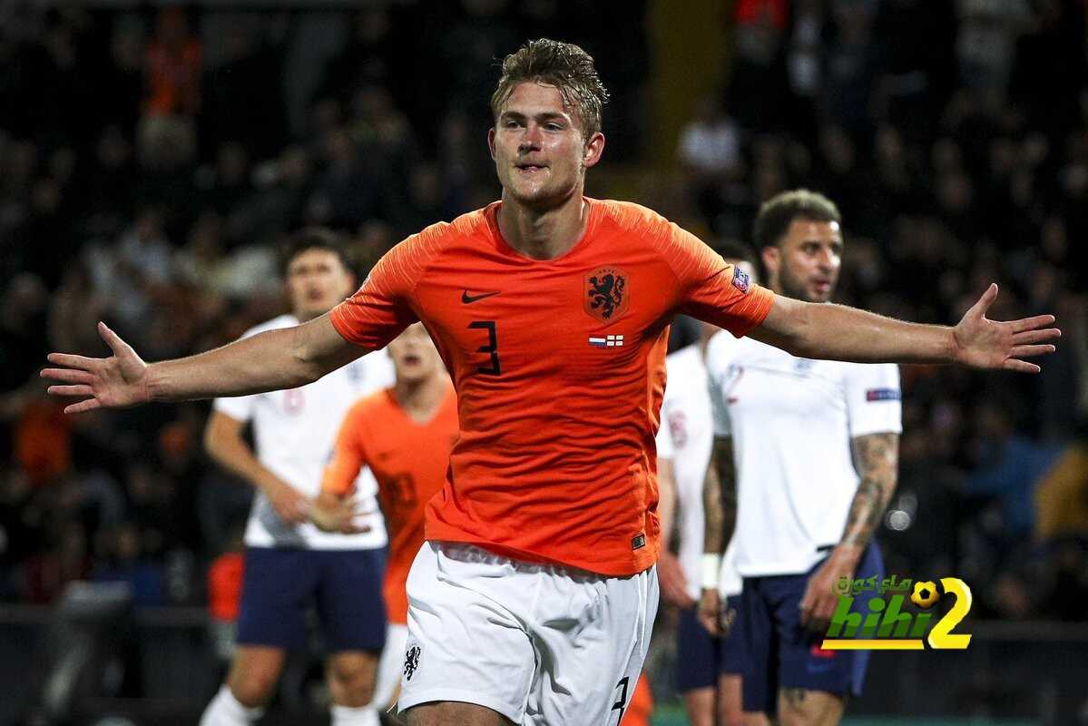 دي ليخت يرفض عرض برشلونة ..!