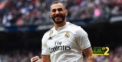 بنزيما على بعد أمتار من كتابة تاريخ مع ريال مدريد