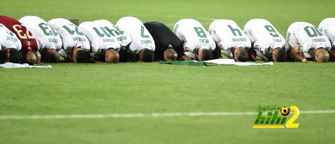 رونسيرو يحتفل بتتويج الجزائر بالكان