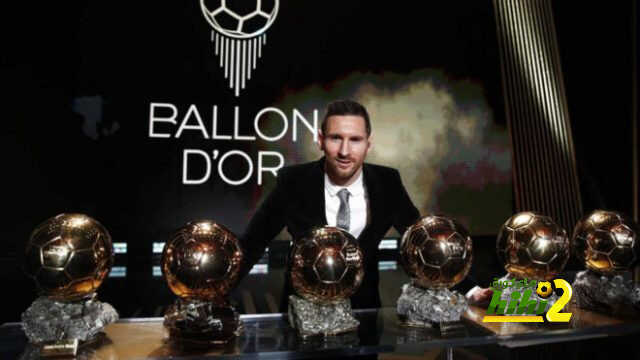 اشلي يونغ : كنت أتمنى أن يفوز مدافعا بالكرة الذهبية ولكن مع ميسي مستحيل !