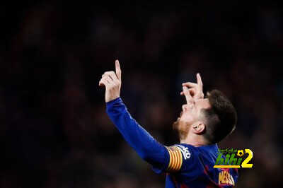 ميسي يكشف عن معاناته في برشلونة