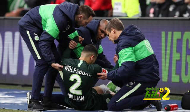 فولفسبورج يفقد نجمه البرازيلي بسبب إصابة عنيفة