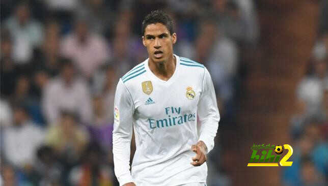 تقارير: ريال مدريد يخطط لتمديد عقد فاران