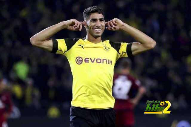 ريال مدريد يمدد عقد الحكيمي