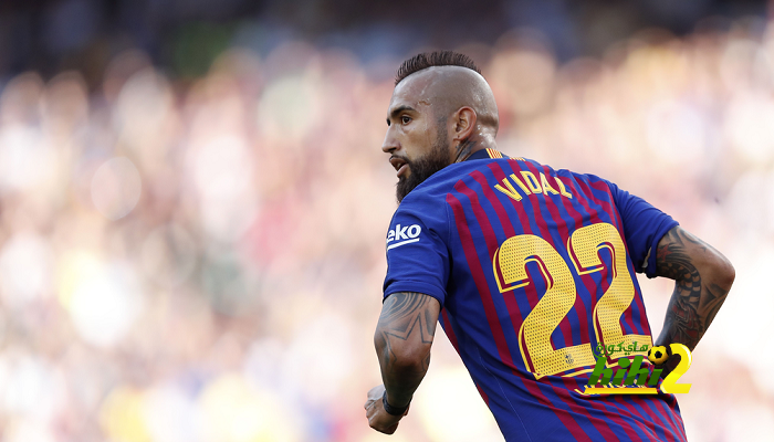 فيدال يرحب بالرحيل عن برشلونة .. فإلى أين ؟