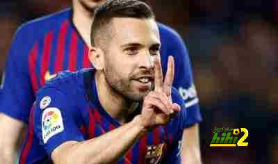 نجم برشلونة يضع سيتين في مأزق