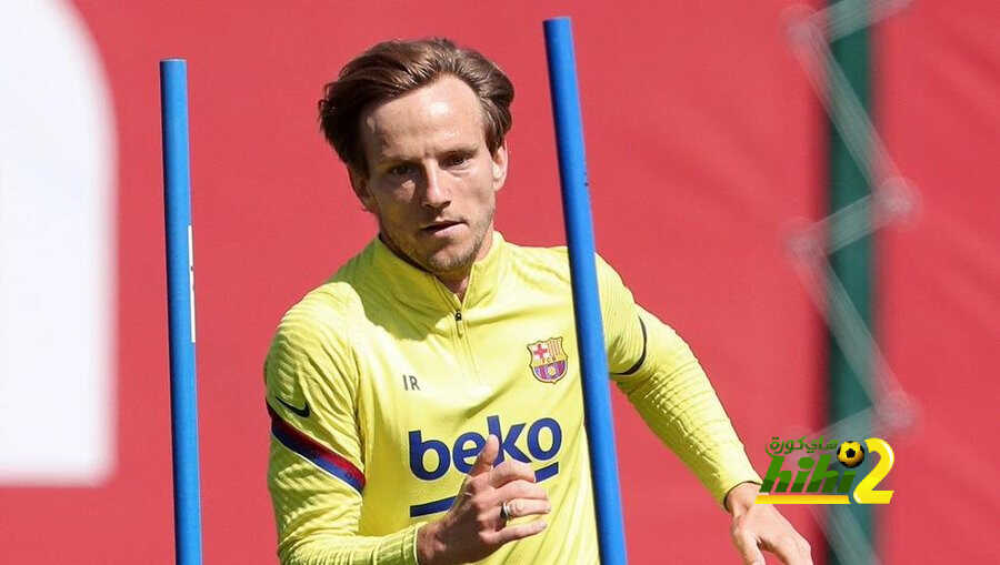 لماذا تعمد راكيتيتش أن يغيظ مسئولي برشلونة ؟