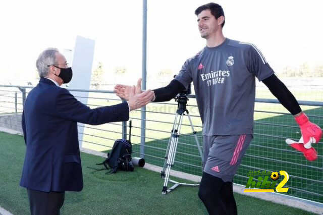 كورتوا في تدريبات ريال مدريد.