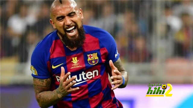 إنتر ميلان يتراجع عن التعاقد مع فيدال بسبب لاعب الفريق