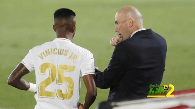 السبب الرئيسي لبقاء زيدان مديرا فنيا لريال مدريد